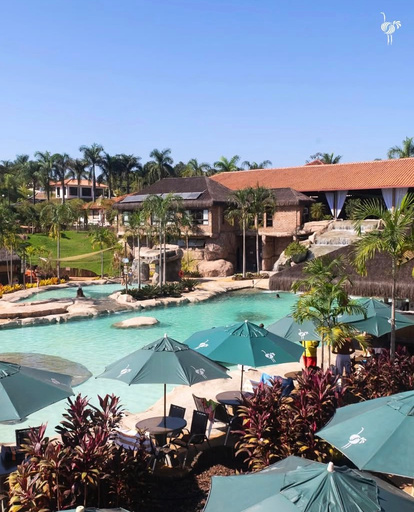 Área de piscinas do resort
